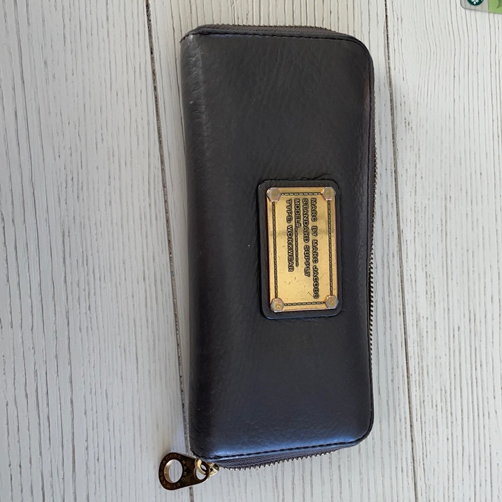 Marc Jacobs wallet